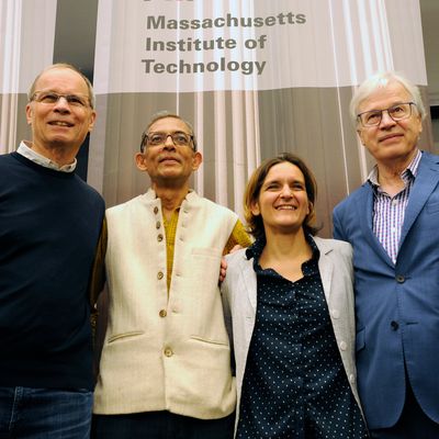 Quatre prix Nobel d'économie dont deux français : Esther Duflo et Jean Tirole