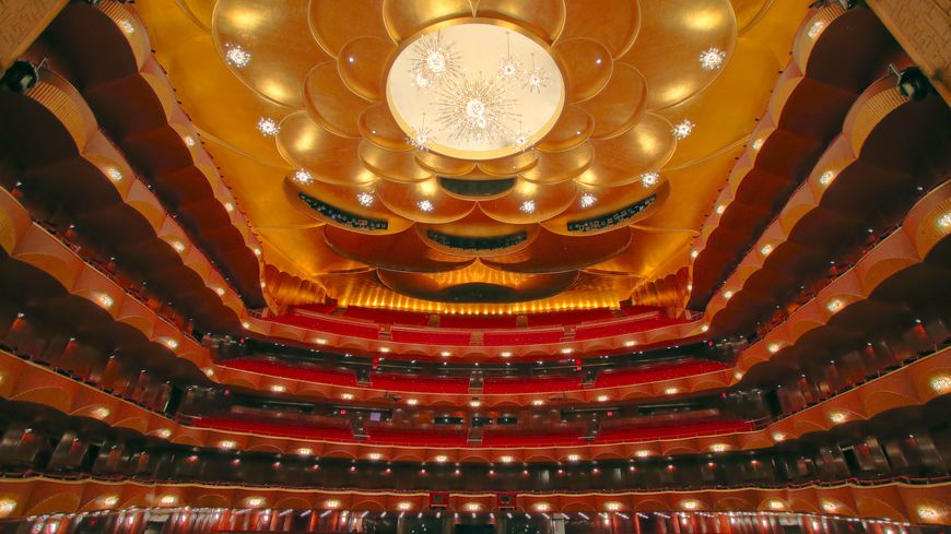 Le plafond en or du Metropolitan Opera de New York