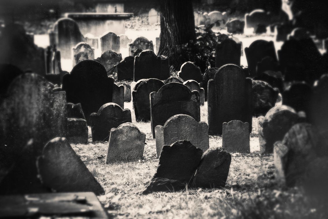 La Societe Des Vivants Et Des Morts Que Vont Devenir Les Cimetieres Episode 3