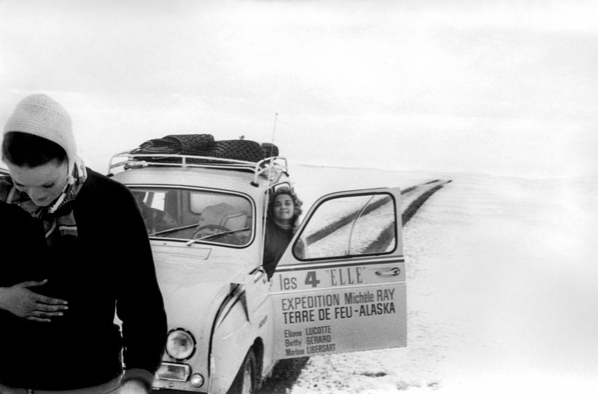 Beti et Eliane en Alaska, 1965