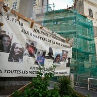 Un an après le drame de la rue Aubagne à Marseille, "il y a plus de 3 100 personnes déplacées mais aussi 100 000 personnes vivant dans des bidonvilles", selon Florent Houdmon, de la Fondation Abbé Pierre.