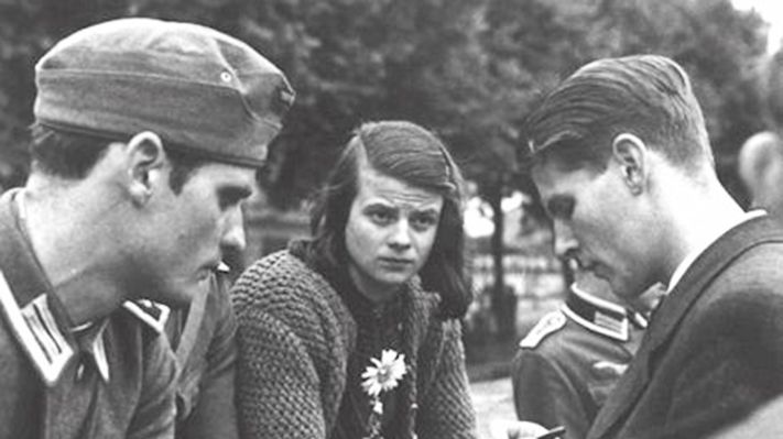Hans et Sophie Scholl avec Christoph Probst