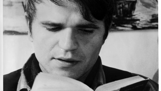 Jean-Pierre Kalfon dans "Une fille et des fusils", film français réalisé par Claude Lelouch, sorti en 1964. ©Getty - Michael Ochs Archives/Getty Images