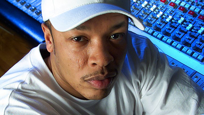 Dr. Dre dans son studio le 12 février 2001 (Photo : Ken Hively)
