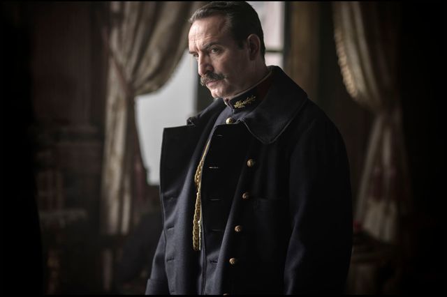 Jean Dujardin (alias Marie-Georges Picquart) dans le film "J'accuse"