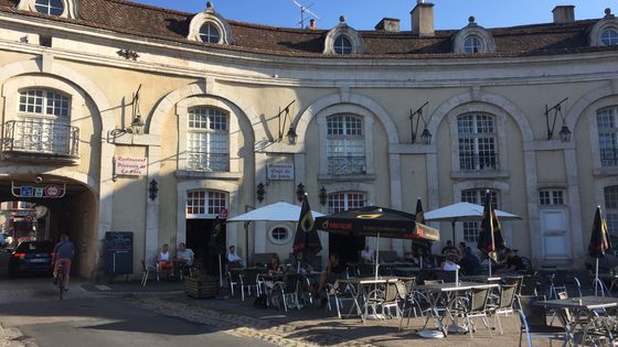 Au Café de la Paix de Commercy, chez Kader Badaoui ©Radio France - Amélie Perrot