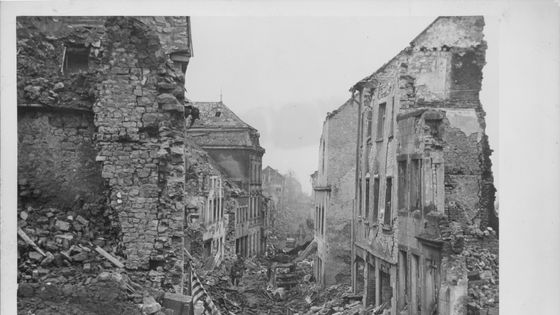 La dévastation de Bitburg à la suite du bombardement des Alliés par la troisième armée américaine au cours de la deuxième guerre mondiale en Allemagne, vers 1939-1945. ©Getty - FPG