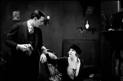 OPINION PUBLIQUE (1923) OPINION PUBLIQUE (1923)