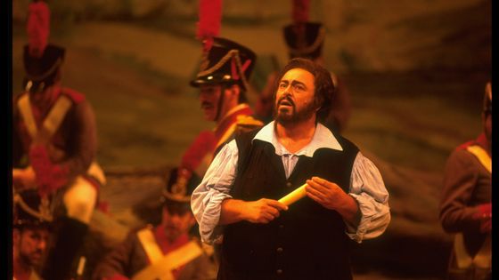 Luciano Pavarotti (Tonio) dans "La Fille du Régiment" de Donizetti au Metropolitan Opera ©Getty - Johan Elbers / The LIFE Images Collection