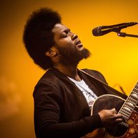 Le chanteur et auteur-compositeur anglais Michael Kiwanuka en concert au Lowlands Festival 2017 Biddinghuizen, Pays-Bas, le 18 août 2017.