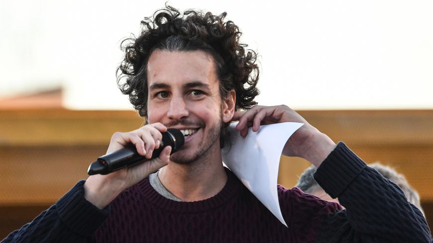 Mattia Santori est devenu le porte-parole du mouvement des Sardines