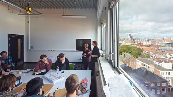 Des étudiants se réunissant ©Getty - Hufton+Crow/View Pictures/Universal Images Group