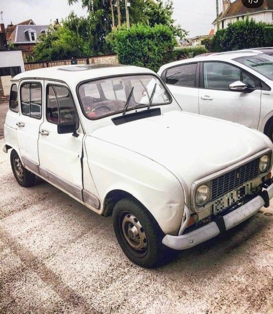 La Josette 4L 148 du 4L Trophy 2020 avant restauration