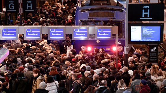 Un TGV sur deux et un TER sur trois circulent en ce week-end de départ en vacances. ©AFP - Bertrand GUAY