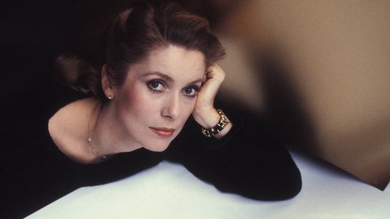 Catherine Deneuve en novembre 1984. ©Getty - Jean-Jacques Lapeyronnie/Gamma Rapho