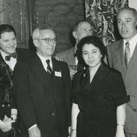 Vivant à New-York (USA) Maria Grever s'est fait beaucoup d'amis de la scène artistique: Clotilde Arias, James Michener...