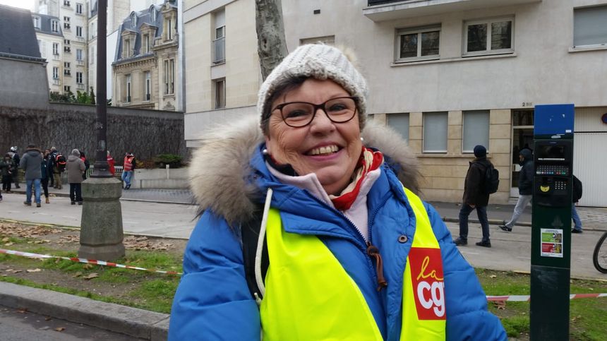 Martine, dans la logistique, croisée dans le cortège du 10 décembre