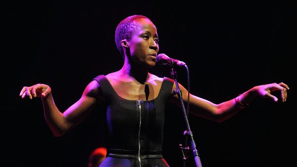 Oops ! : Rokia Traoré, Emilien Véret, D’Angelo, Ambrose Akinmusire and more