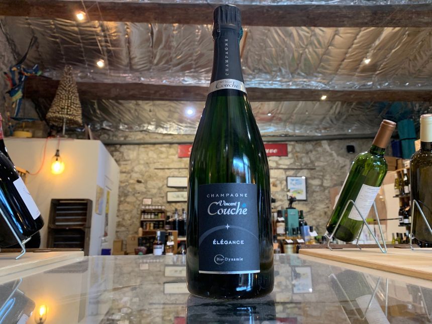 Élégance le champagne de Vincent Couche : l'effervescence gracieuse