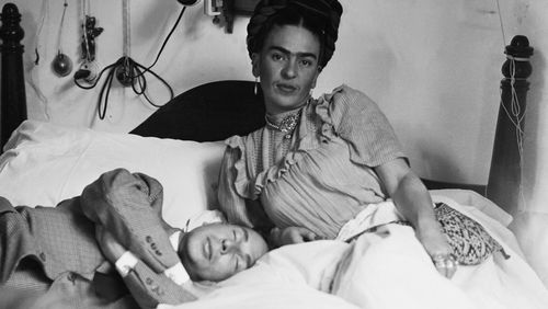 Au lit ! (4/4) : Frida Kahlo, la magicienne clouée au lit