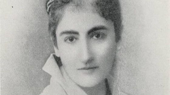 La princesse Nazli Fazil photographiée par A.B. De Guerville, 1906 - Wikipédia commons