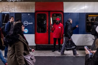 Une vidéo montrant un wagon du RER B “réservé aux femmes” est partagée en masse depuis jeudi. Une vidéo montrant un wagon du RER B “réservé aux femmes” est partagée en masse depuis jeudi.