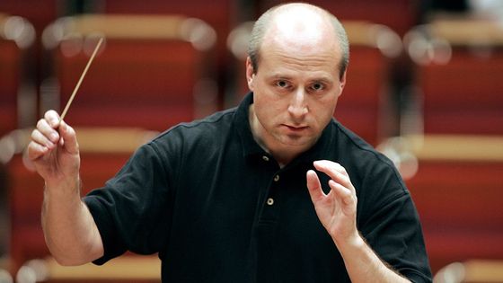 Le chef d'orchestre estonien Paavo Järvi photographié à la Philharmonie de Cologne en 2004 ©Getty - Brill/ullstein bild