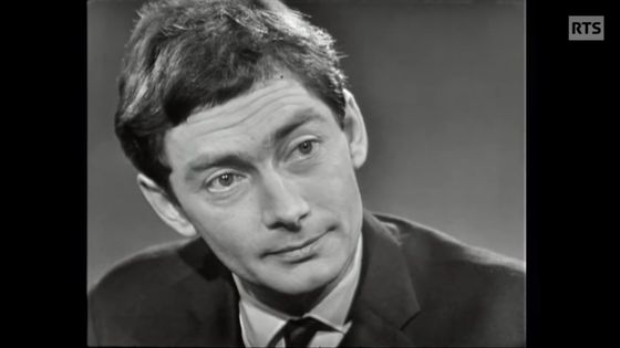 Nicolas Bouvier en 1963 - capture d'écran de l'émission "A livre ouvert", Radio Télévision Suisse