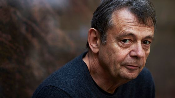 Pierre Lemaitre a fait paraître l'ultime volume de sa trilogie historique "Miroir de nos peines" chez Albin Michel le 2 janvier 2020. - ALEJANDRO GARCIA