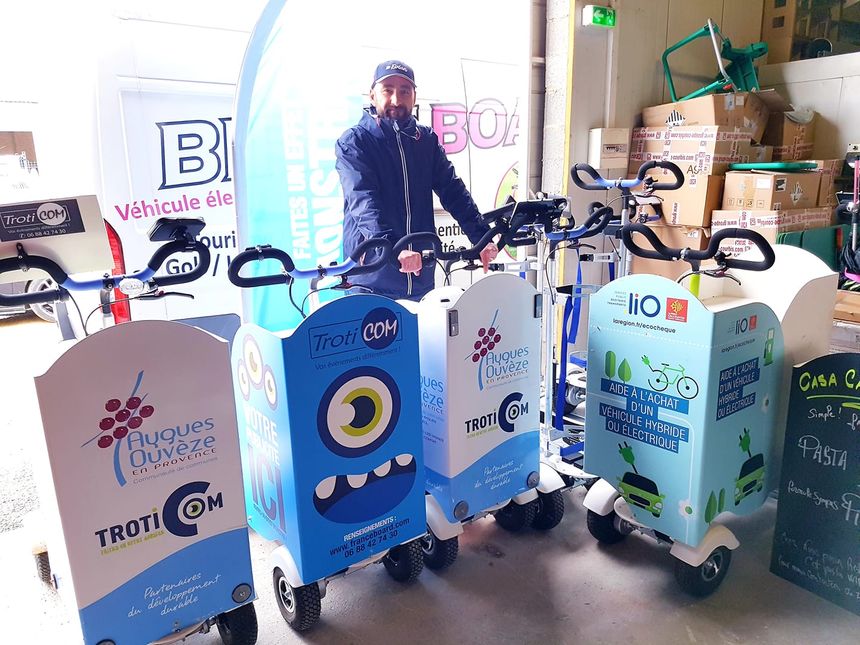 David Arnaud et ses Troticom promotionnels