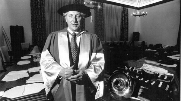 Hommage à Barry Tuckwell, George Szell dirige Joseph Haydn