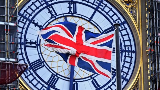 Les pro-Brexit voulaient faire sonner Big Ben, à Londres. Après deux semaines de débats passionnés, ils devront se contenter d'une projection lumineuse. ©Maxppp - Andy Rain / EPA / Newscom