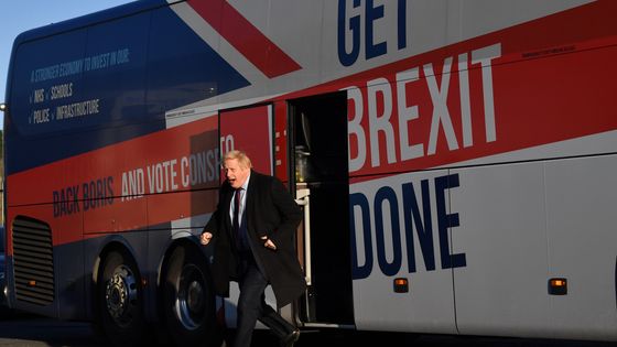 Le Premier ministre britannique Boris Johnson durant la campagne des élections législatives du 12 décembre dernier dont il est sorti vainqueur. (Ici le 9 décembre 2019). ©AFP - Ben STANSALL