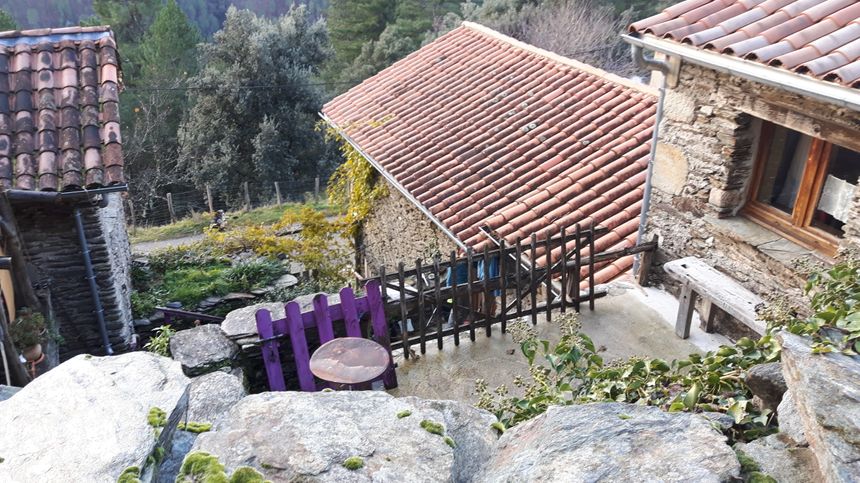 aperçu de la maison de François Heim qui abrite aussi des gîtes pour les stagiaires et les vacanciers.