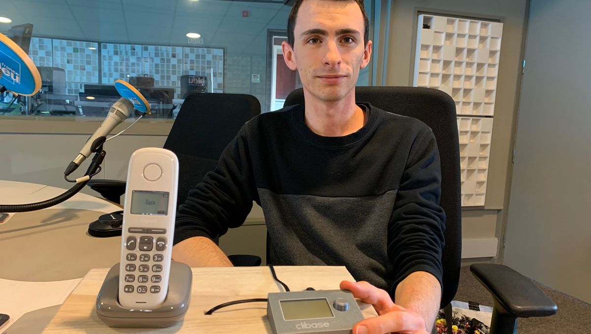Un Boîtier Téléphonique Fabriqué En Haute Loire Permet De Bloquer Les Appels Téléphoniques Indésirables
