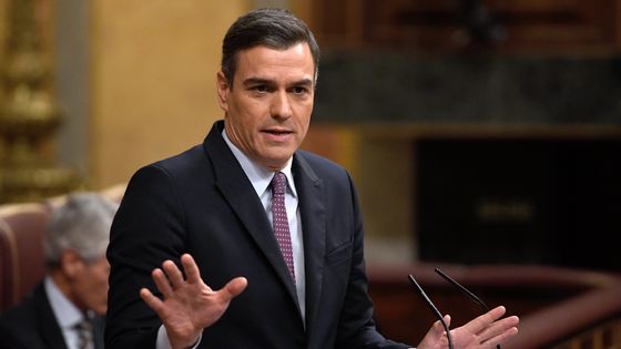 Un vent de changement souffle, depuis l'Espagne jusqu'à Hollywood. Une photo de Pedro Sánchez. ©AFP - PIERRE-PHILIPPE MARCOU / AFP