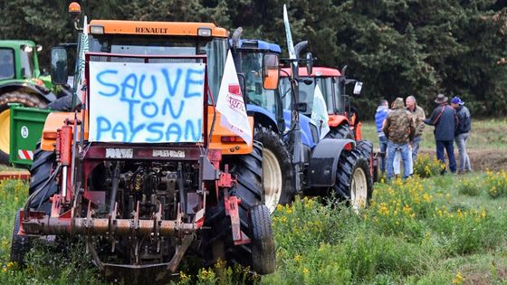 Manifestation d'agriculteurs à Nîmes le 22 octobre 2019 pour protester contre l'"agribashing". ©AFP - Pascal Guyot