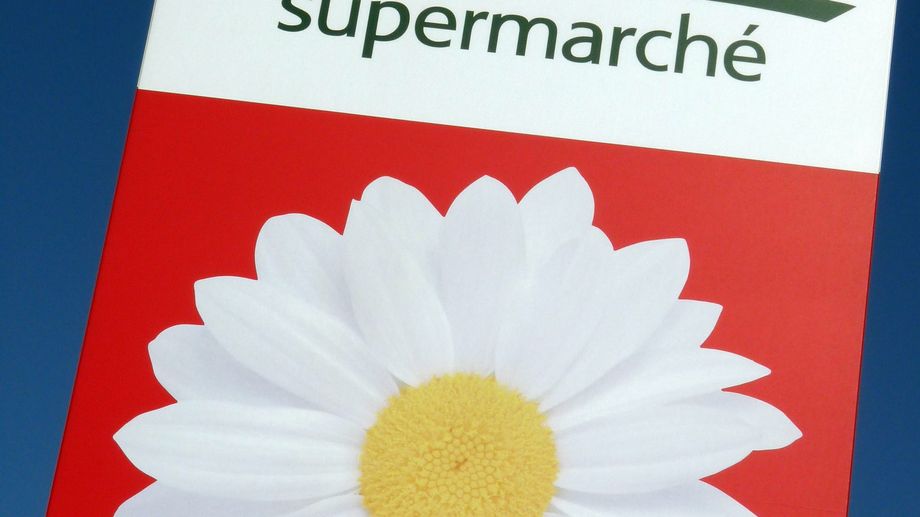 Les clients d'un supermarché de Montpellier s'arrachent les téléviseurs, la police doit intervenir
