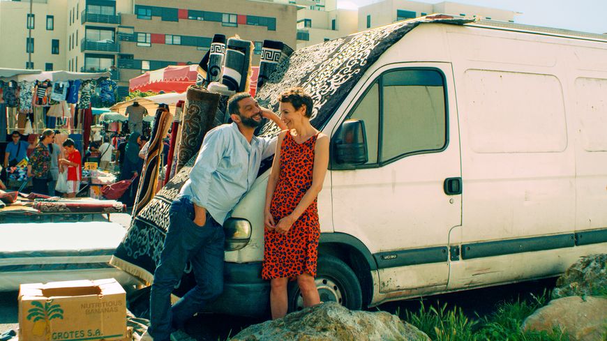 Ramzy Bedia et Jeanne Balibar dans "Merveilles à Montfermeil", 2020