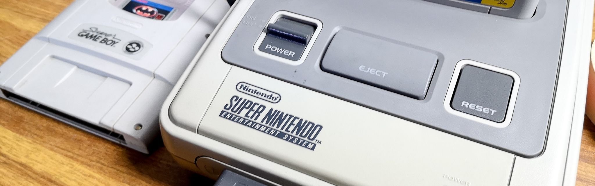 Qui n'a jamais joué à Super Mario sur Super Nintendo ? / Association mo5
