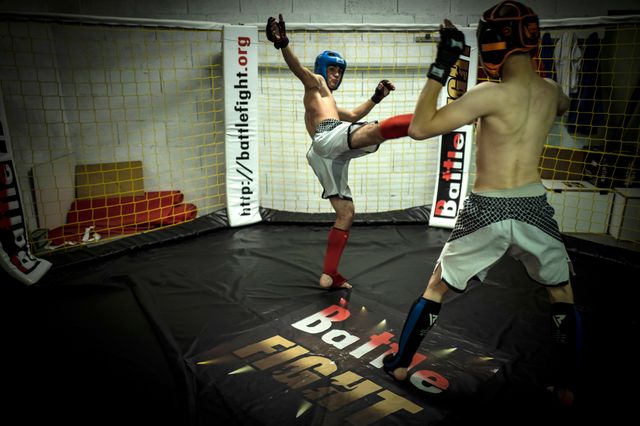La pratique amatrice de MMA est tolérée en France.