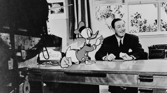Walt Disney avec Donald Duck ©Getty - ullstein bild