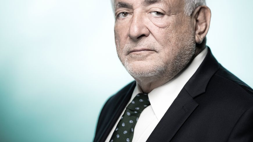 Dominique Strauss-Kahn lors d'une séance photo à Paris, le 6 septembre 2018.