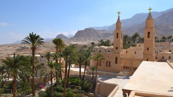 Le monastère de Saint-Antoine en Egypte - Perrine Pilette