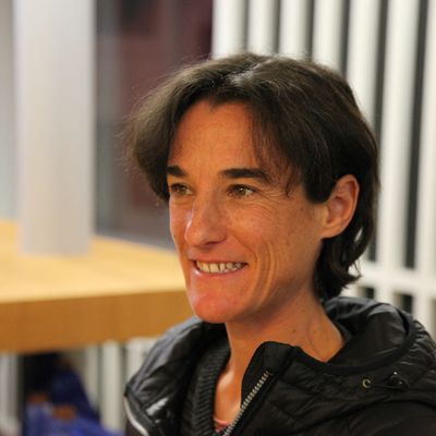Elisabeth Revol dans les studios de France Bleu Drôme Ardèche, à Valence, le 8 novembre 2019, à l'occasion de la sortie de son livre, "Vivre"