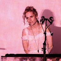 L'auteure-compositrice-interprète et musicienne Agnes Obel en concert le 24 mai 2017 au Gloria Theater de Cologne.