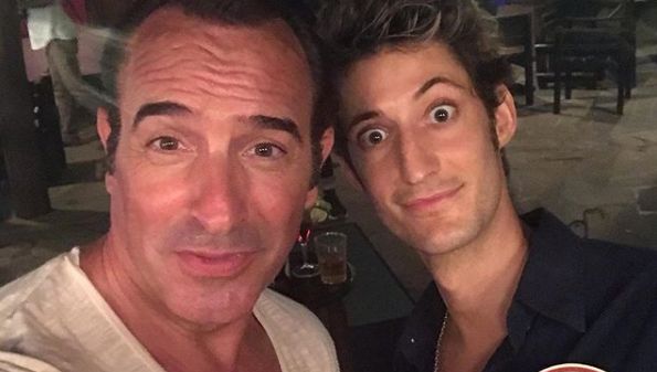 Oss 117 Jean Dujardin Et Pierre Niney Annoncent La Fin Du Tournage Du Troisieme Volet