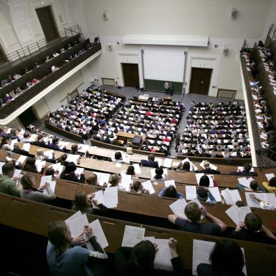D’après un sondage Kantar Sofres, 28 % des sondés jugent très faible ou assez faible leur niveau de connaissances en économie