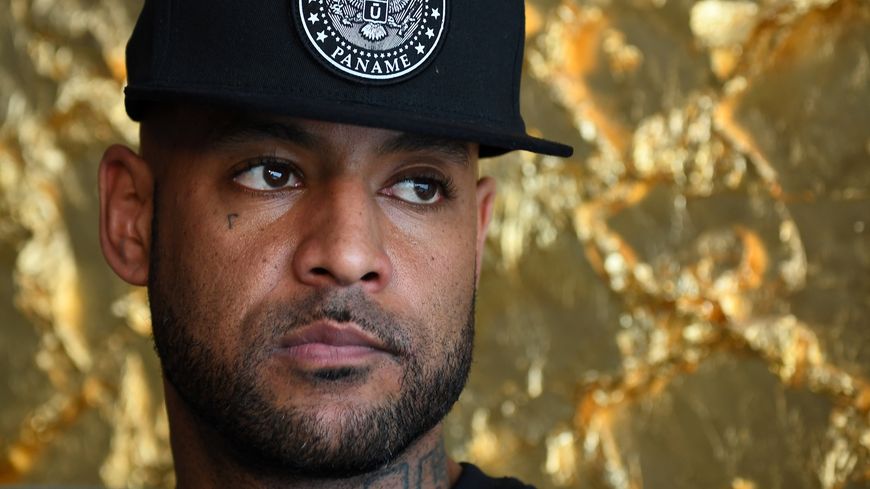 Publier des photos de nus ou une sextape peut vous valoir la fermeture de votre compte Instagram. C'est ce qui est arrivé au rappeur Booba