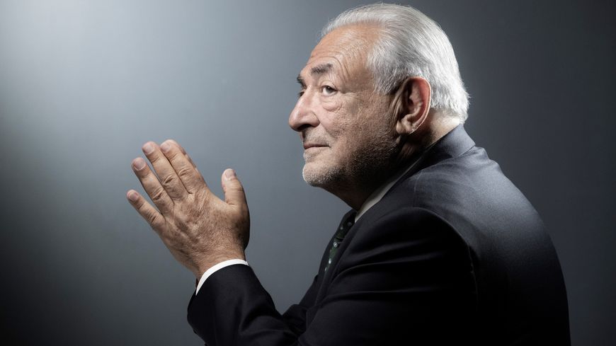 Dominique Strauss-Kahn lors d'une séance photo à Paris, le 6 septembre 2018.